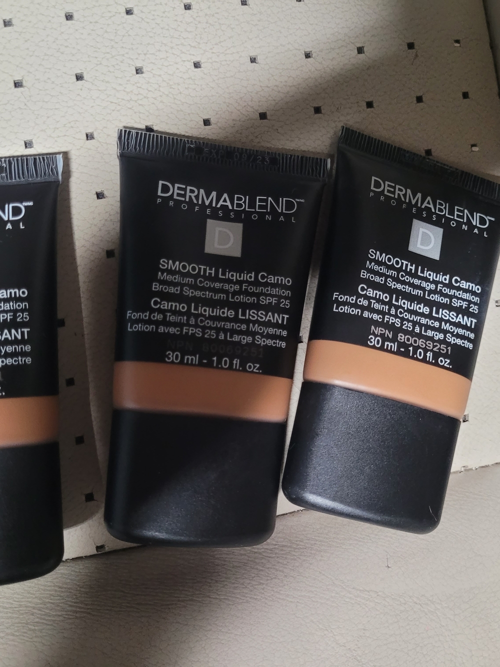 Dermablend Smooth Liquid Camo Foundation - Warm Tan Shades